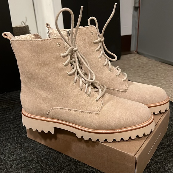 Banana Republic Factory Boots 7.5 New - Picture 3 of 6